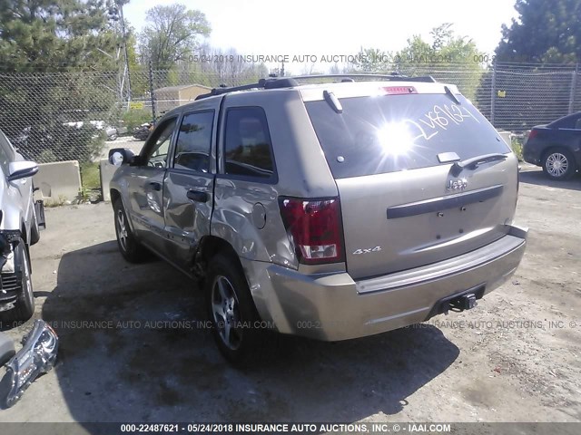 1J4HR48N35C668259 - 2005 JEEP GRAND CHEROKEE LAREDO/COLUMBIA/FREEDOM 金色 照片 3