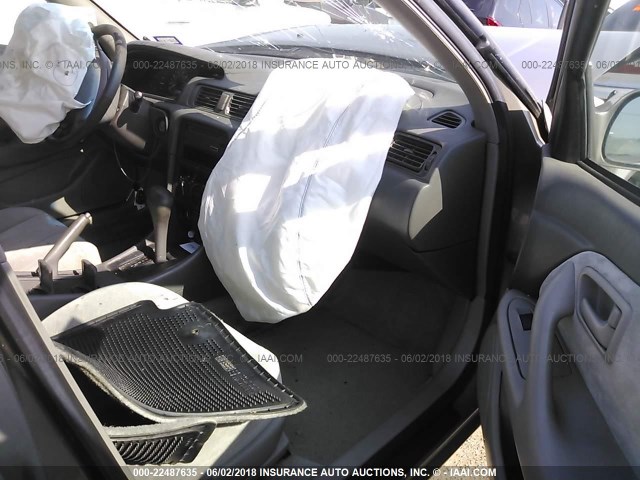 JT2BG22K5V0062038 - 1997 TOYOTA CAMRY LE/XLE BEIGE photo 5