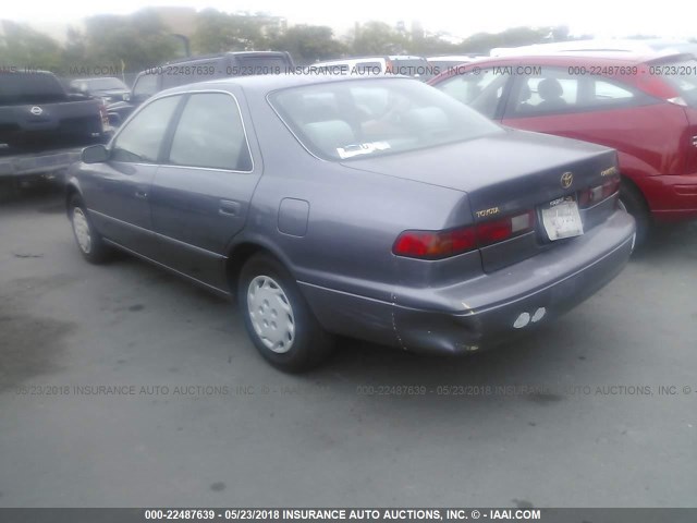 JT2BG22K1X0267391 - 1999 TOYOTA CAMRY LE/XLE GRAY photo 3