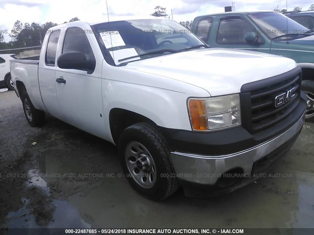 1GTEC19C27Z503034 - 2007 GMC NEW SIERRA C1500 WHITE photo 1