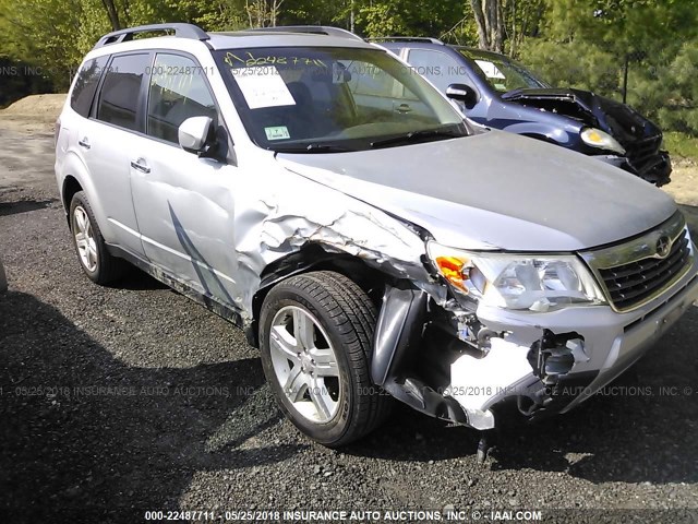 JF2SH63639H791323 - 2009 SUBARU FORESTER 2.5X PREMIUM SILVER photo 1