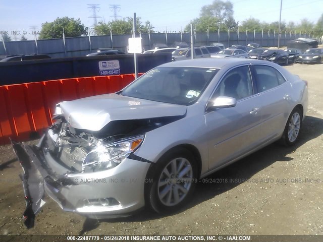 1G11D5SL4FF317338 - 2015 CHEVROLET MALIBU 2LT SILVER photo 2