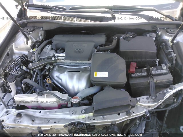 4T1BF1FK4GU202716 - 2016 TOYOTA CAMRY LE/XLE/SE/XSE SILVER photo 10