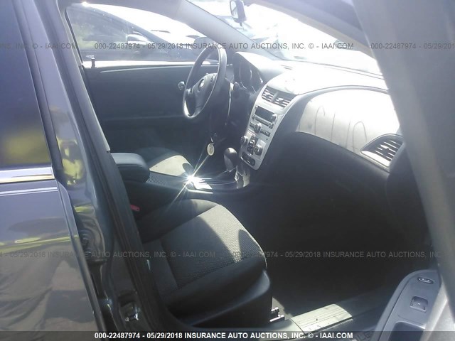 1G1ZH57B08F176746 - 2008 CHEVROLET MALIBU 1LT GRAY photo 5