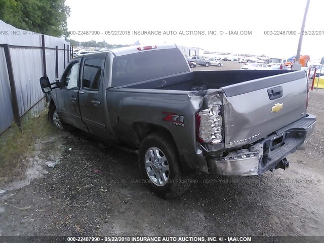 1GC4K1E86CF213536 - 2012 CHEVROLET SILVERADO K3500 LTZ GRAY photo 3