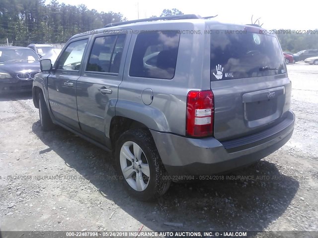 1C4NJPFB9CD666789 - 2012 JEEP PATRIOT LATITUDE GRAY photo 3