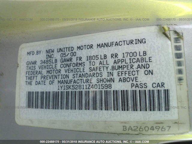 1Y1SK52811Z401598 - 2001 CHEVROLET GEO PRIZM LSI SILVER photo 9