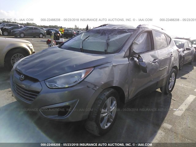 KM8JU3AC0CU509310 - 2012 HYUNDAI TUCSON GLS/LIMITED GRAY photo 2