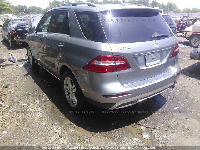 4JGDA5HB2CA026367 - 2012 MERCEDES-BENZ ML 350 4MATIC SILVER photo 3