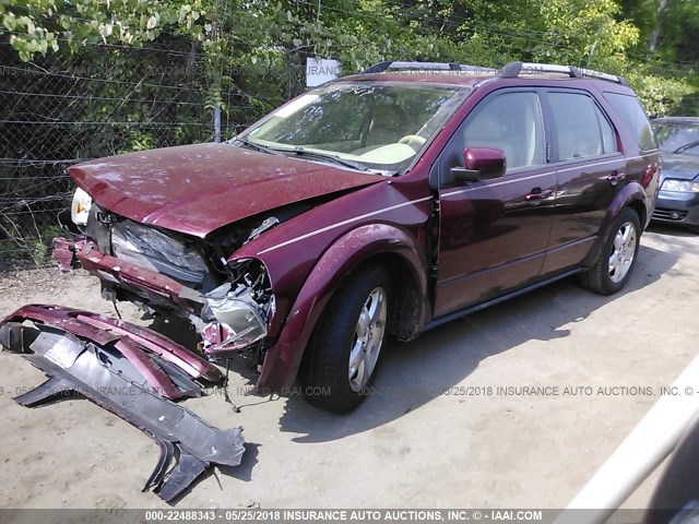 1FMDK06135GA19468 - 2005 FORD FREESTYLE LIMITED RED photo 2