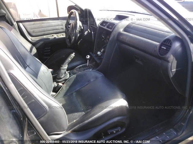 JTHBD192820044045 - 2002 LEXUS IS 300 BLACK photo 5