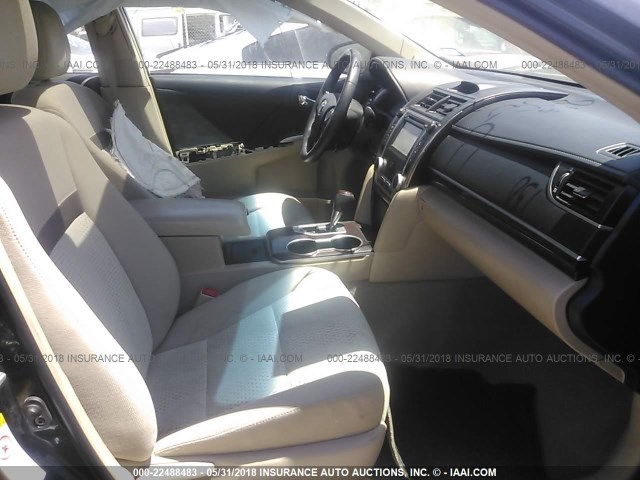 4T4BF1FK0ER343334 - 2014 TOYOTA CAMRY L/SE/LE/XLE 黑色 照片 5