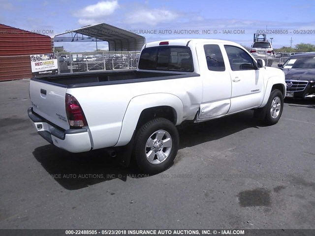 5TETU62N66Z249702 - 2006 TOYOTA TACOMA PRERUNNER ACCESS CAB WHITE photo 4