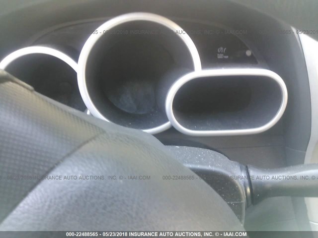 2T1KU4EE7AC379529 - 2010 TOYOTA COROLLA MATRIX  RED photo 7