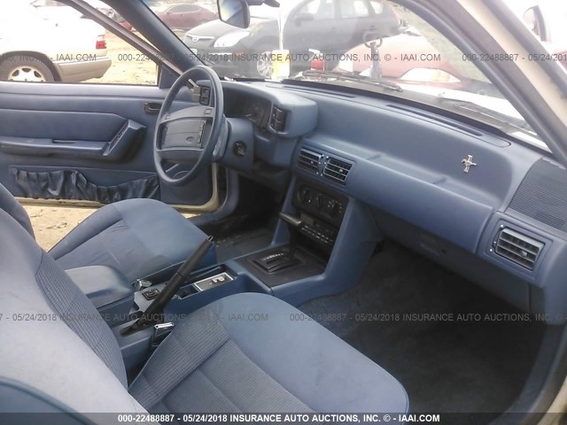 1FACP41M3PF139795 - 1993 FORD MUSTANG LX WHITE photo 5