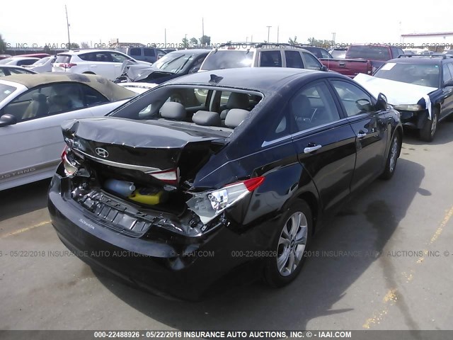 5NPEC4AC3DH582617 - 2013 HYUNDAI SONATA SE/LIMITED BLACK photo 4