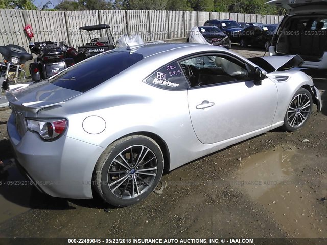 JF1ZCAC16E9605917 - 2014 SUBARU BRZ 2.0 LIMITED SILVER photo 4