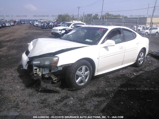 2G2WP552X81147069 - 2008 PONTIAC GRAND PRIX WHITE photo 2