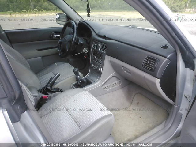 JF1SG65663G770094 - 2003 SUBARU FORESTER 2.5XS Argent photo 5