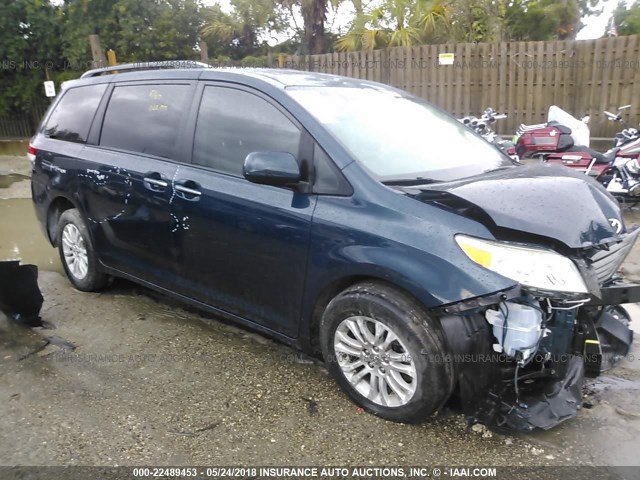 5TDYK3DC8CS190344 - 2012 TOYOTA SIENNA XLE/LIMITED BLUE photo 1