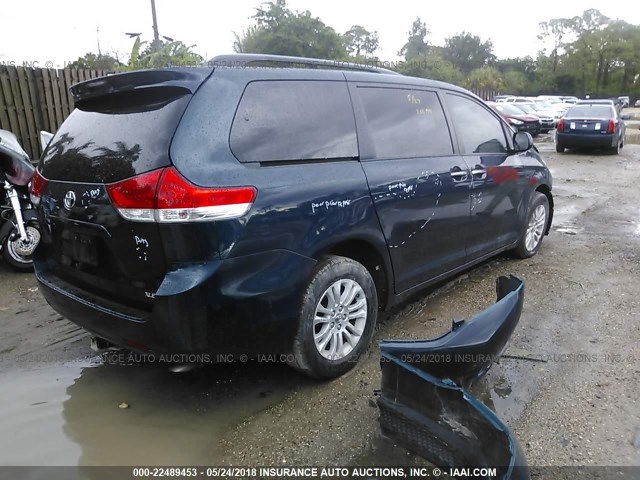 5TDYK3DC8CS190344 - 2012 TOYOTA SIENNA XLE/LIMITED BLUE photo 4