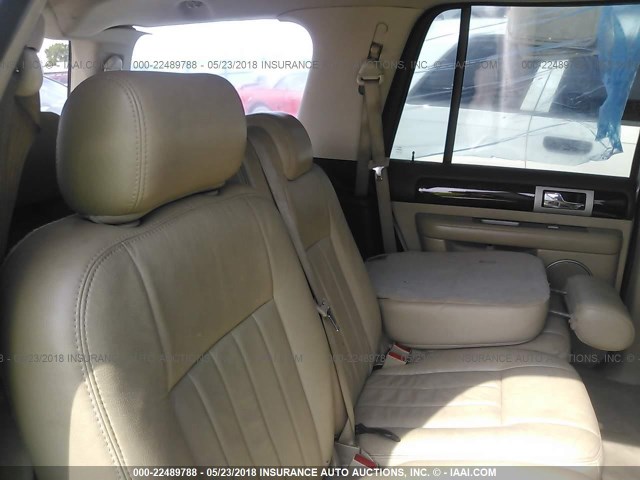 5LMFU27516LJ23642 - 2006 LINCOLN NAVIGATOR WHITE photo 8