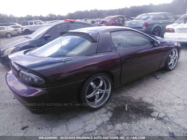 2G1FP22P7R2178892 - 1994 CHEVROLET CAMARO Z28 PURPLE photo 4