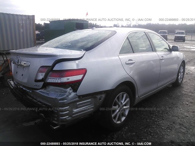4T1BK3EK5BU611017 - 2011 TOYOTA CAMRY SE/LE/XLE 银色 照片 4