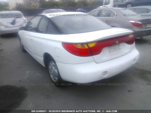 1G8ZY14772Z285740 - 2002 SATURN SC2 WHITE photo 3