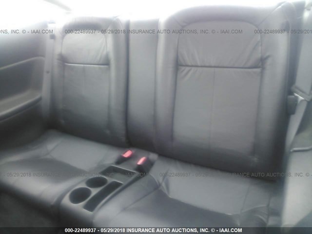 1G8ZY14772Z285740 - 2002 SATURN SC2 WHITE photo 8