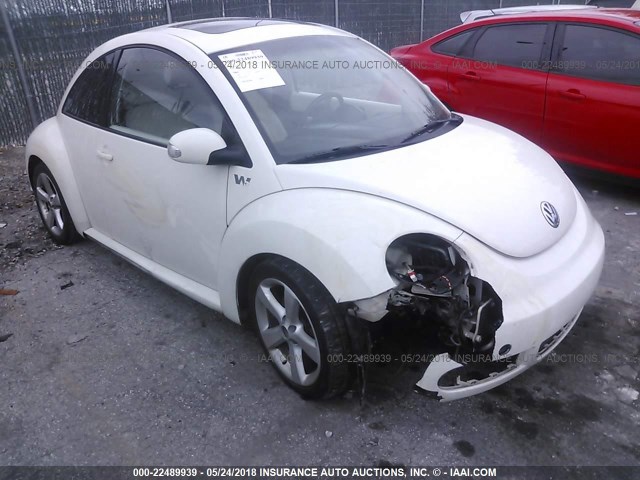 3VWFW31C88M510993 - 2008 VOLKSWAGEN NEW BEETLE TRIPLE WHITE WHITE photo 1