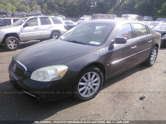 1G4HE57Y68U135755 - 2008 BUICK LUCERNE CXS BROWN photo 2