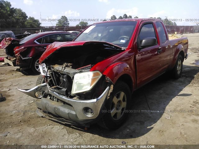 1N6AD06U16C431163 - 2006 NISSAN FRONTIER KING CAB LE/SE/OFF ROAD RED photo 2