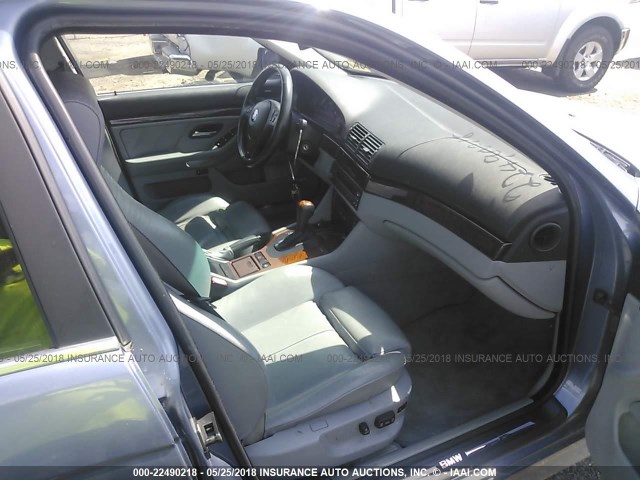 WBADT43473G023542 - 2003 BMW 525 I AUTOMATIC BLUE photo 5