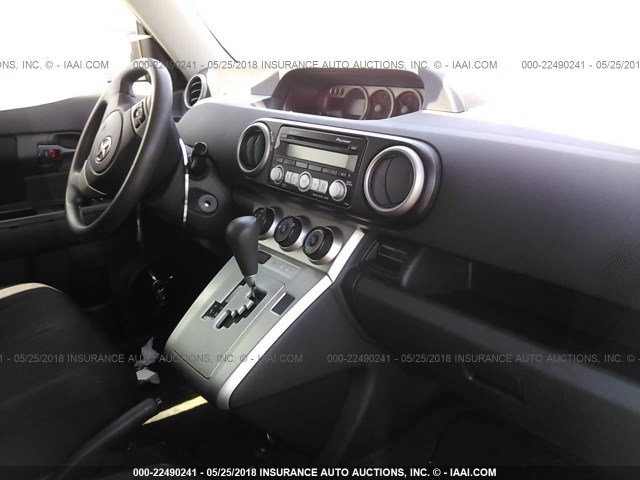 JTLKE50E381038805 - 2008 TOYOTA SCION XB Gümüş foto 5