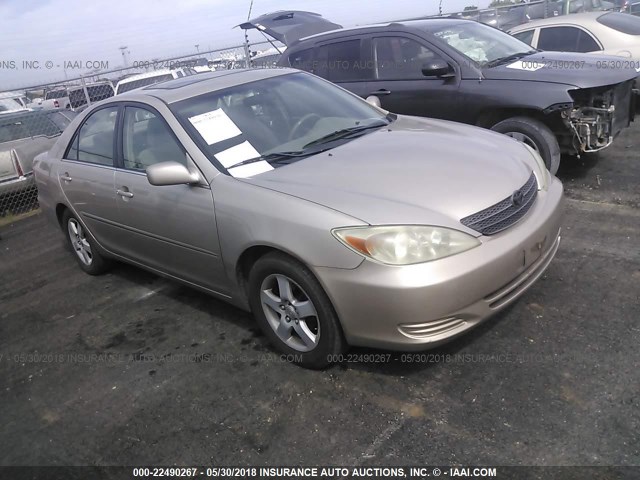 4T1BE32KX3U238179 - 2003 TOYOTA CAMRY LE/XLE/SE GOLD photo 1