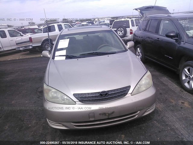 4T1BE32KX3U238179 - 2003 TOYOTA CAMRY LE/XLE/SE GOLD photo 6