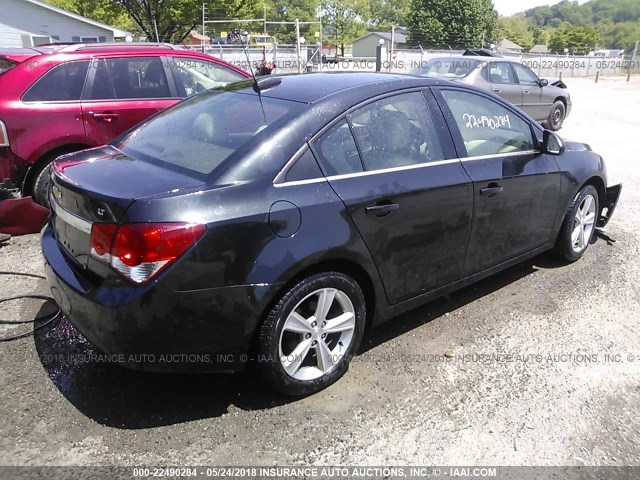 1G1PE5SB3F7296619 - 2015 CHEVROLET CRUZE LT BLACK photo 4