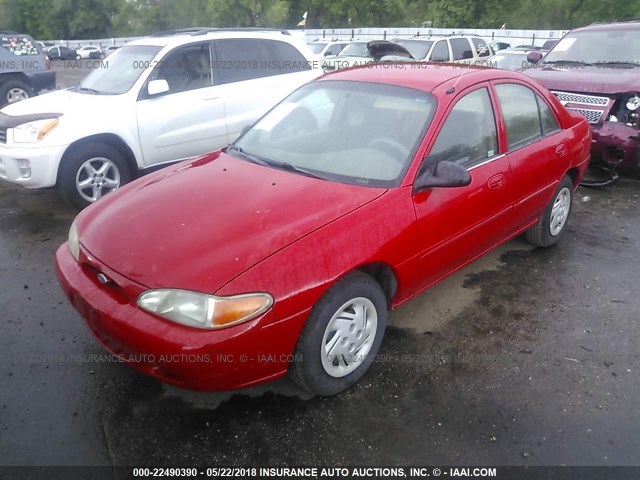 3FAFP13P62R120219 - 2002 FORD ESCORT RED photo 2