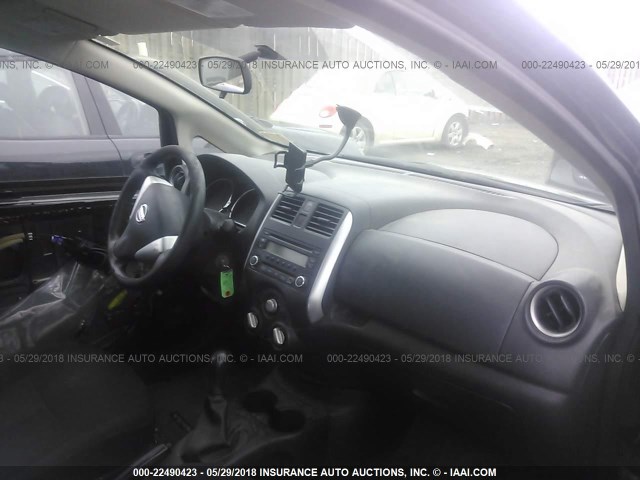 3N1CE2CP9EL390306 - 2014 NISSAN VERSA NOTE S/S PLUS/SV/SL BLACK photo 5