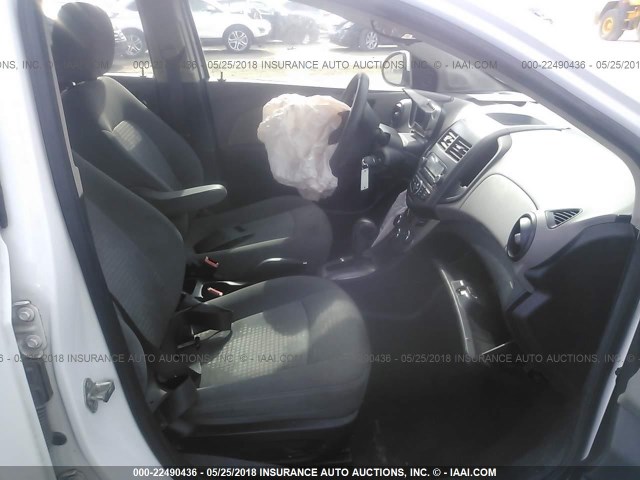1G1JA5SH5C4216482 - 2012 CHEVROLET SONIC LS 白色 照片 5