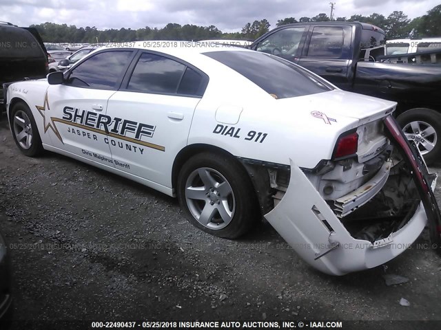 2C3CDXATXDH564943 - 2013 DODGE CHARGER POLICE WHITE photo 3
