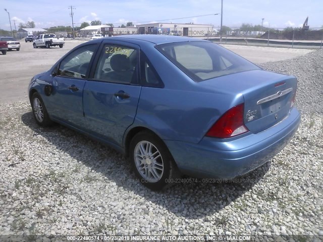 1FAHP3831YW400632 - 2000 FORD FOCUS ZTS BLUE photo 3