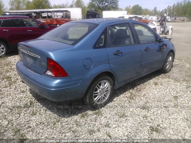 1FAHP3831YW400632 - 2000 FORD FOCUS ZTS BLUE photo 4