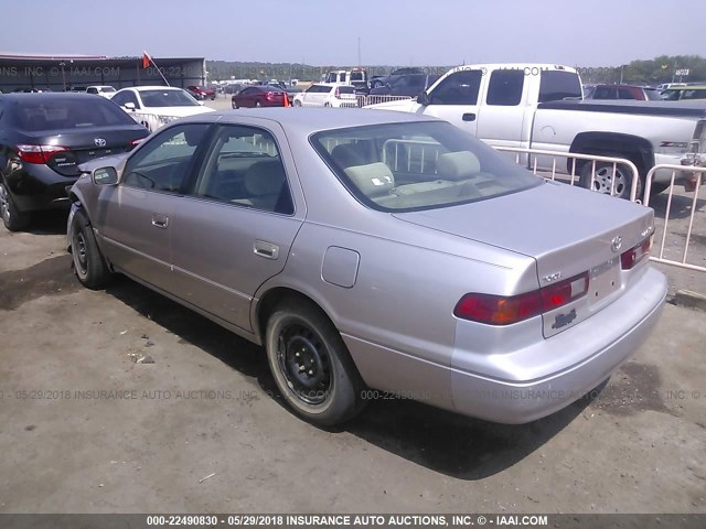 4T1BG22K8XU477885 - 1999 TOYOTA CAMRY CE/LE/XLE GOLD photo 3