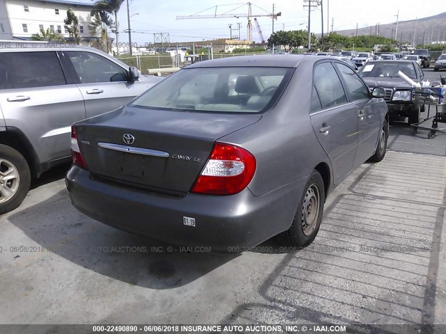 JTDBE32KX40259496 - 2004 TOYOTA CAMRY LE/XLE GRAY photo 4