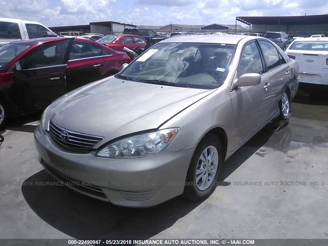 4T1BF32K36U634326 - 2006 TOYOTA CAMRY LE/XLE/SE თაფლისფერი ფოტო 2
