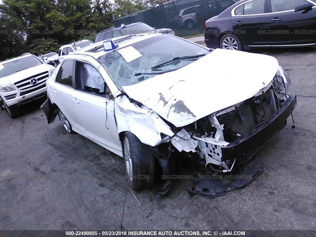 4T1BF1FK0DU648874 - 2013 TOYOTA CAMRY L/SE/LE/XLE 白色 照片 1