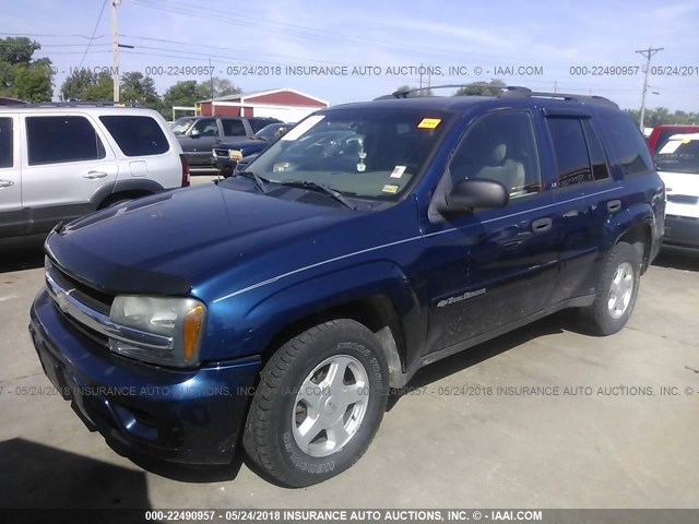 1GNDT13S922476936 - 2002 CHEVROLET TRAILBLAZER  BLUE photo 2