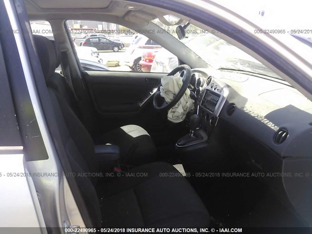 5Y2SL63815Z430899 - 2005 PONTIAC VIBE SILVER photo 5